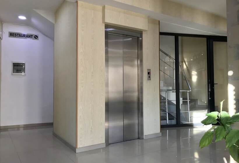 Fotos del hotel Voyager:  2