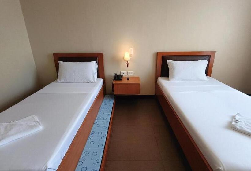 Fotos del hotel Fuente Oro Business Suites:  12