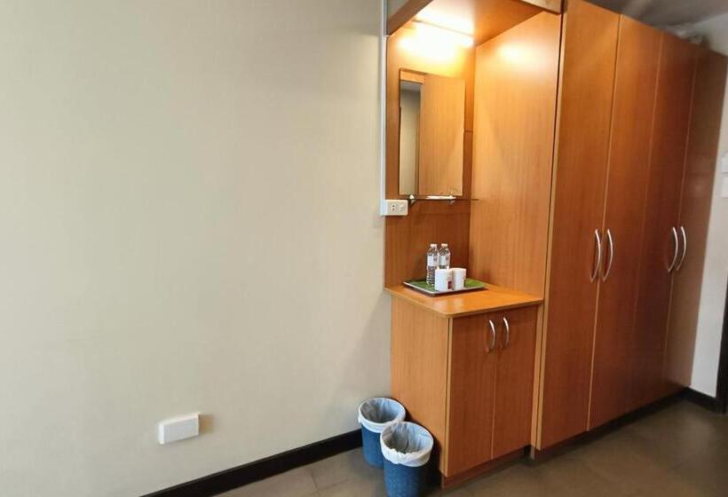 Fotos del hotel Fuente Oro Business Suites:  4