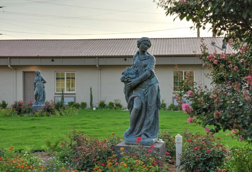 Fotos del hotel Romantic Inn & Suites:  4