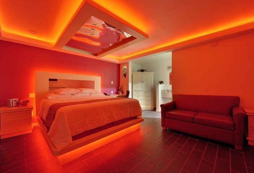 Fotos del hotel Romantic Inn & Suites:  24