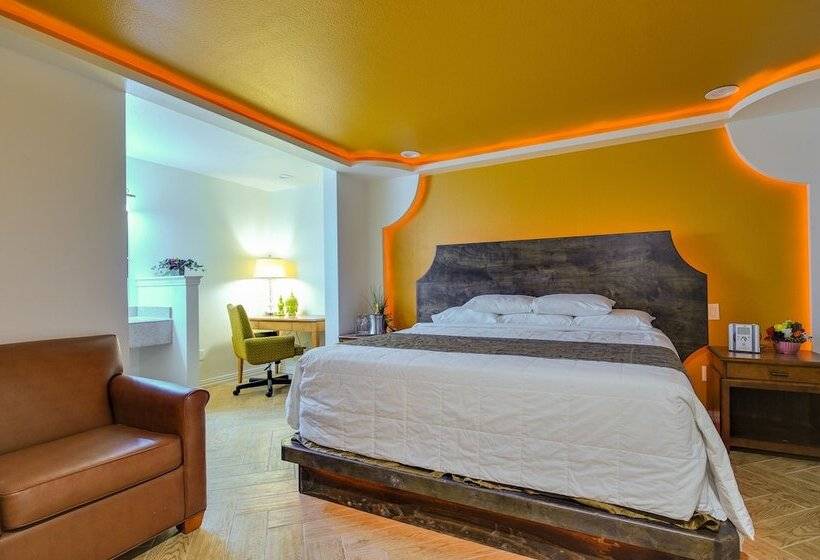 Fotos del hotel Romantic Inn & Suites:  14