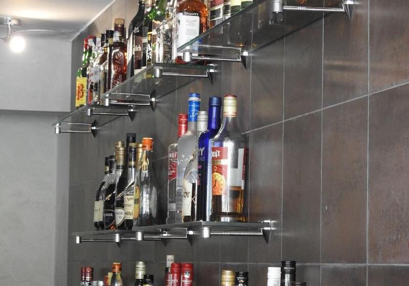 Fotos del hotel Venus Premier:  4