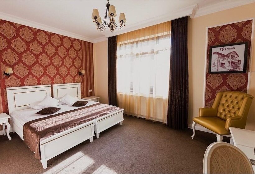 4cardinal S  Boutique