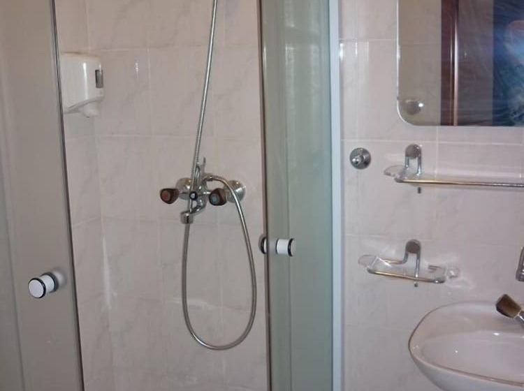 Fotos del hotel Garni Hotel Vila Aleksandar:  7