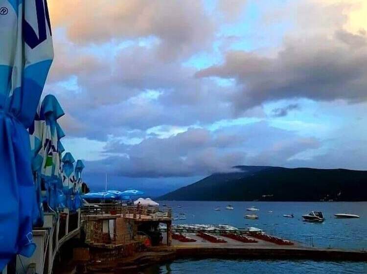 Fotos del hotel Garni Hotel Vila Aleksandar:  18