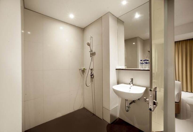 Fotos del hotel Signature Seminyak Smart  By Digitels:  8