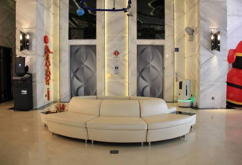 Fotos del hotel Moving Star:  2