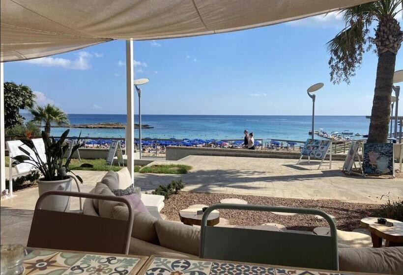 Fotos del hotel Blue Peter Apartments:  20