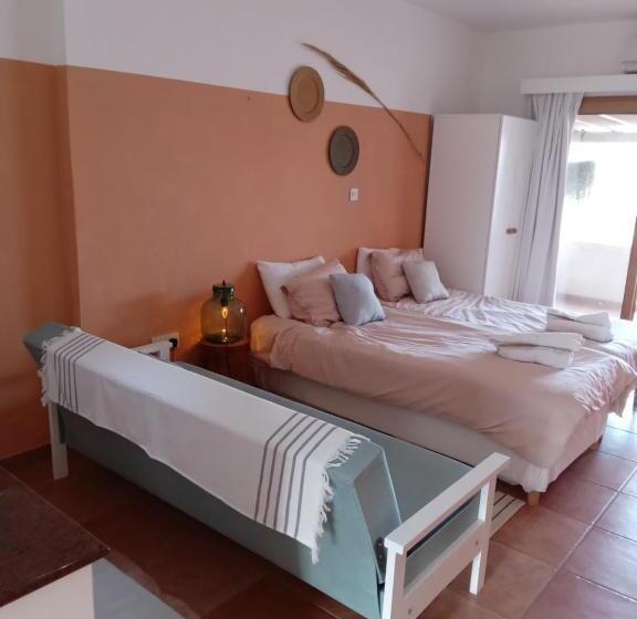 Fotos del hotel Blue Peter Apartments:  11