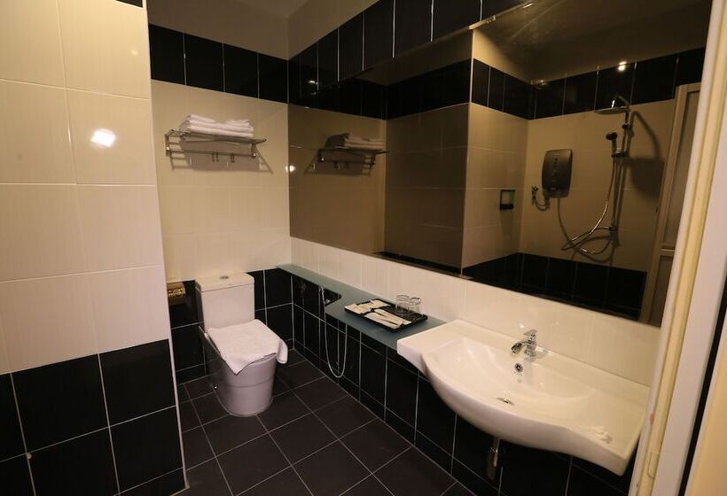 Fotos del hotel Supreme:  9