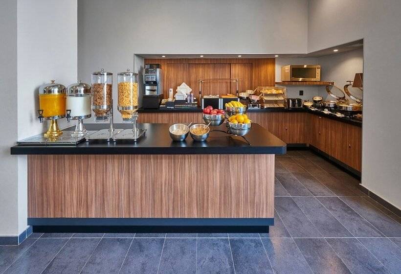 Fotos del hotel City Express La Raza:  6