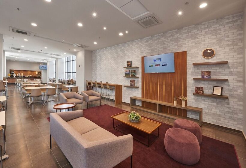 Fotos del hotel City Express La Raza:  14