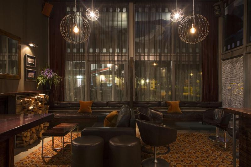 Fotos del hotel The Cinema Suites:  2