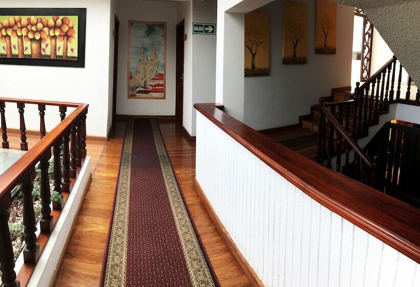 Fotos del hotel Santiago De Compostella Suites:  3