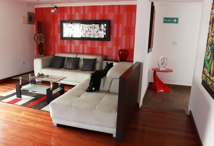 Fotos del hotel Santiago De Compostella Suites:  2