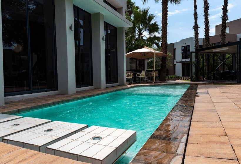 Fotos del hotel The Lakes Boutique Lodge:  2