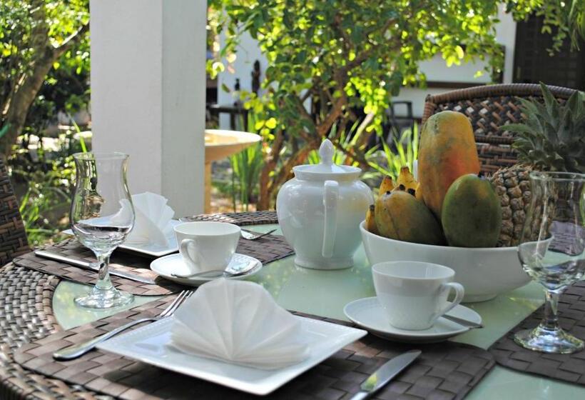 Fotos del hotel Wasantha Garden:  5