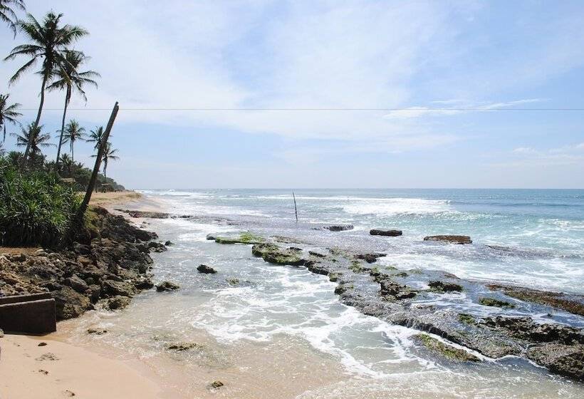 Fotos del hotel Wasantha Garden:  8