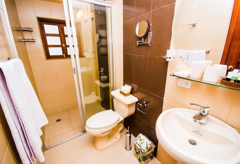 Fotos del hotel + Arte:  3