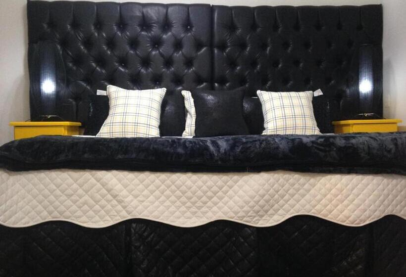 Fotos del hotel + Arte:  11