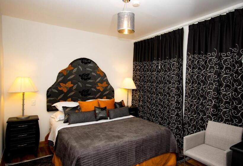 Fotos del hotel + Arte:  6