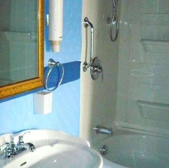 Fotos del hotel L'intendant:  4