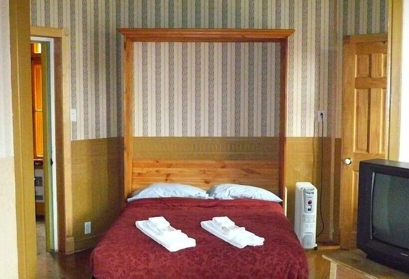 Fotos del hotel L'intendant:  17