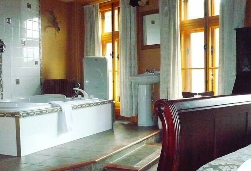 Fotos del hotel L'intendant:  25