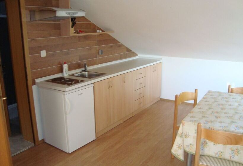 Fotos del hotel Villa Julian:  5