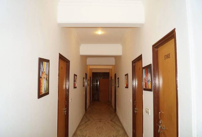 Fotos del hotel Optimum Sheela Inn @ Taj:  3