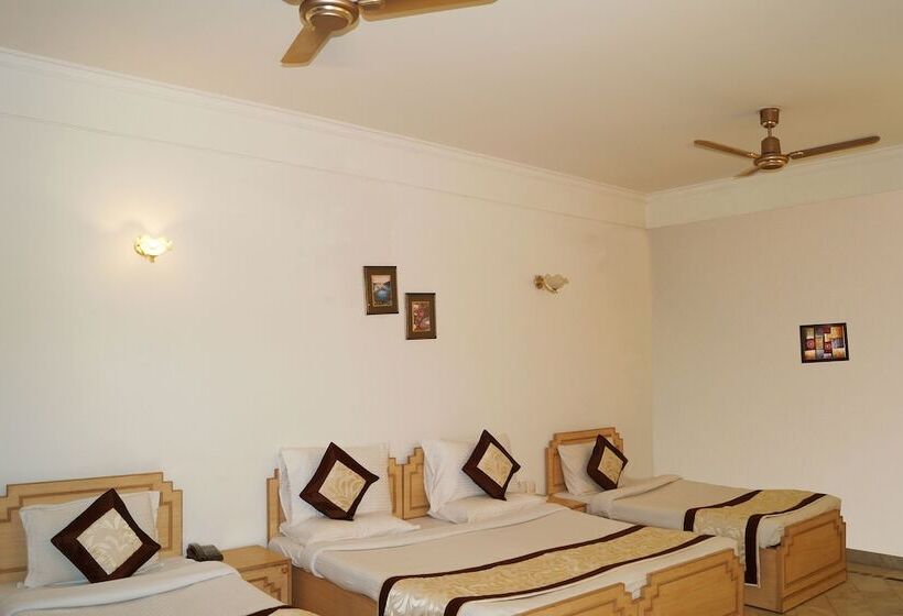 Fotos del hotel Optimum Sheela Inn @ Taj:  13