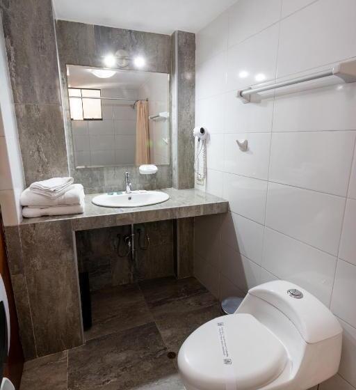 Fotos del hotel El Portal De San Lázaro:  17