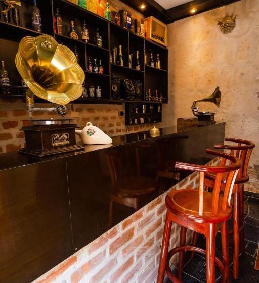 Fotos del hotel El Portal De San Lázaro:  9