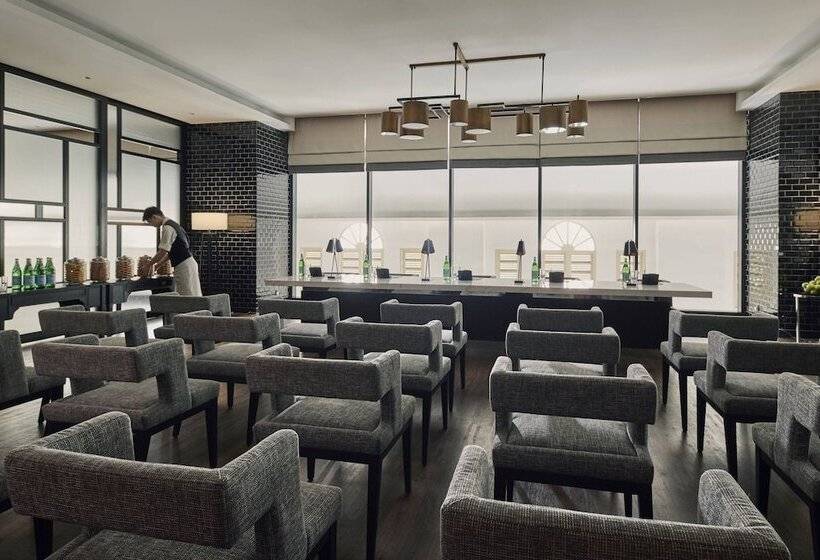 Fotos del hotel Stripes Kuala Lumpur, Autograph Collection:  2