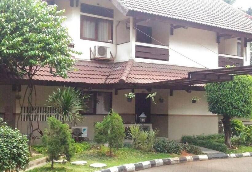 Fotos del hotel D'arcici Plumpang:  11