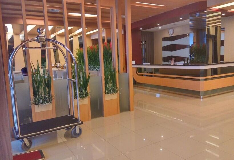 Fotos del hotel The L  Entertainment:  4