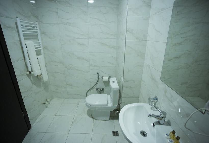 Fotos del hotel Batus:  13