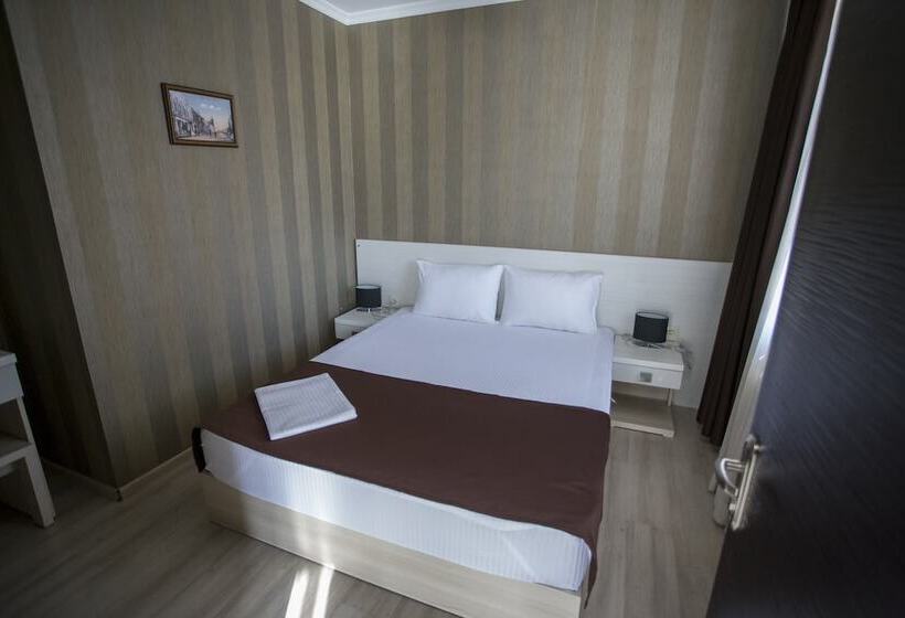 Fotos del hotel Batus:  9