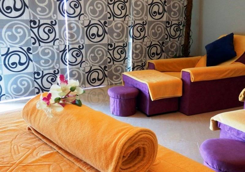 Fotos del hotel Al Hamra Residence & Village:  4