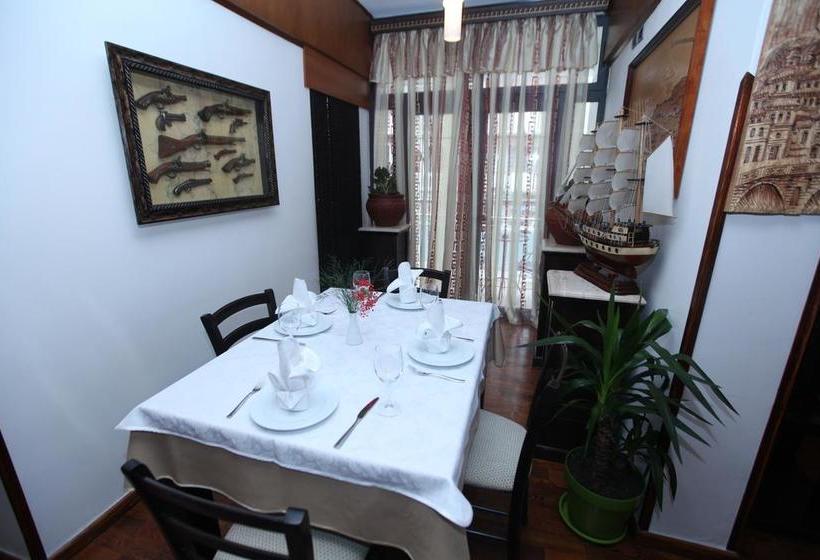 Fotos del hotel Antipatrea:  11