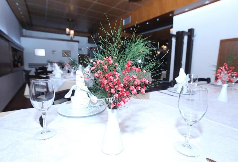 Fotos del hotel Antipatrea:  14