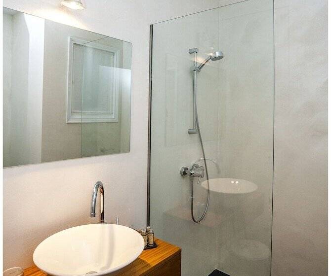 Fotos del hotel Cheap & Chic Hotel:  3