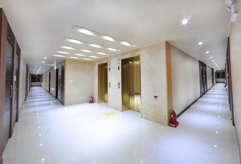 Fotos del hotel Black Sands  Jeju:  4