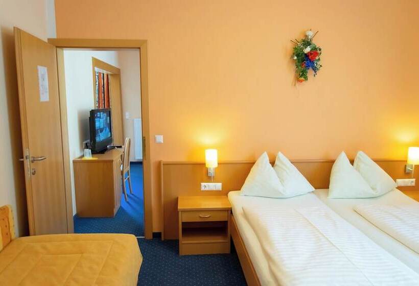 Fotos del hotel Strand Burgstaller:  3