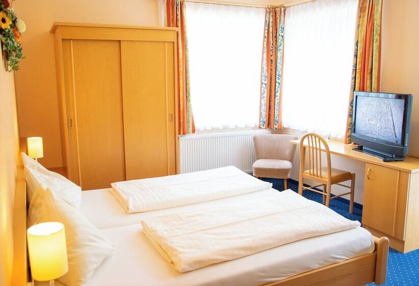 Fotos del hotel Strand Burgstaller:  12