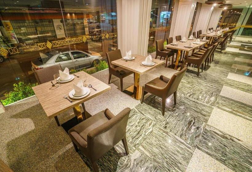 Fotos del hotel New Season Square:  15