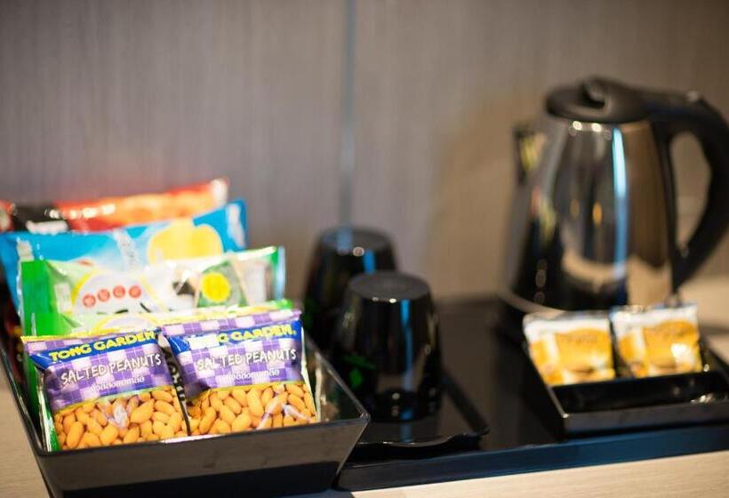 Fotos del hotel New Season Square:  8