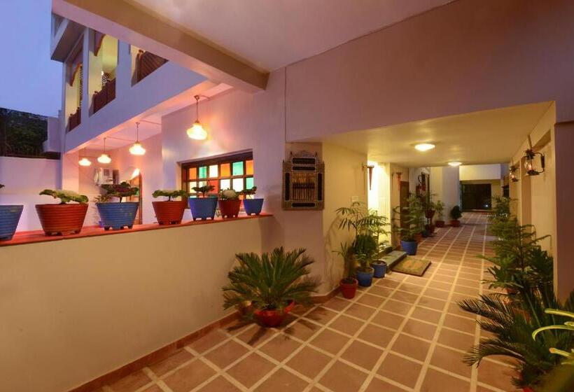 Fotos del hotel Taj Haveli  Agra:  17