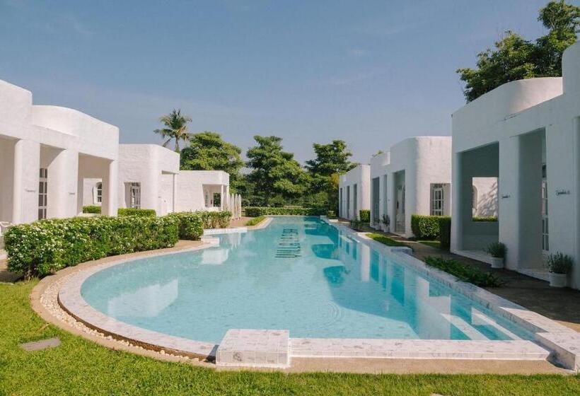 Villa La Flora Kanchanaburi